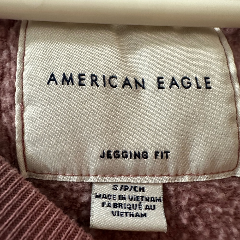 Pink ombré American Eagle sweater. Size small. - Picture 3 of 4